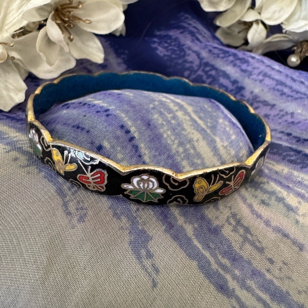 Vintage Enamel Cloisonne Floral Design Bangle Bracelet